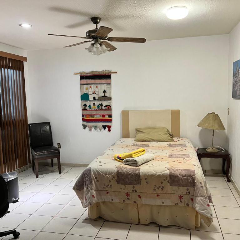 Amplio y cómodo al Sur de Zapopan - Two-Bedroom House - 8