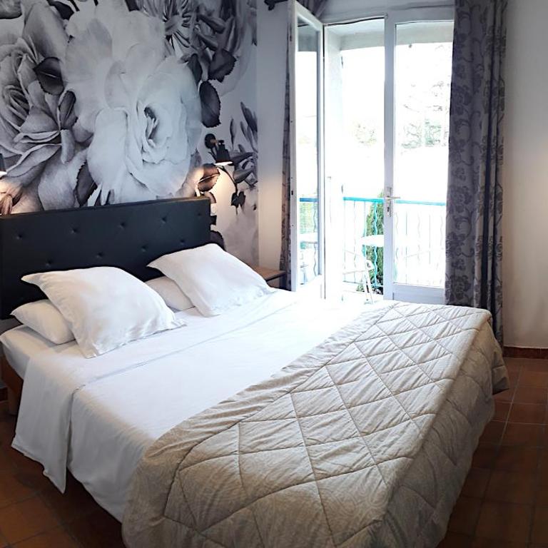 Hôtel Saint-Michel - Chambre Double avec Salle de Bains Privative - 3