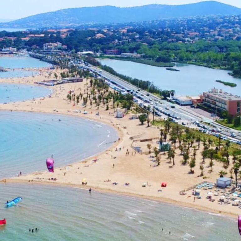 T2 Bord de mer avec jardin et piscine - One-Bedroom Apartment - 41