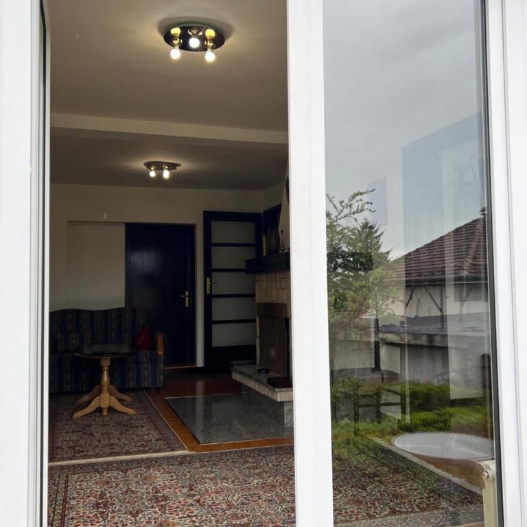 Holiday House Bistrik - Apartman sa Pogledom na Vrt - 37