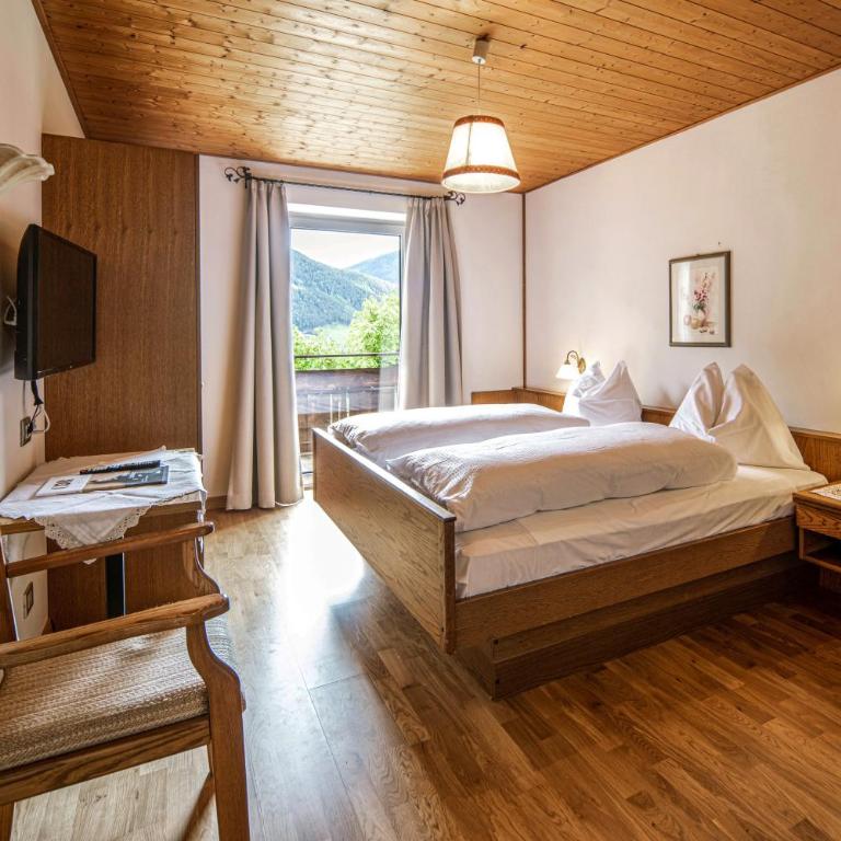 Landhotel Gasthof Zum Löwen - Doppelzimmer mit Balkon - 2