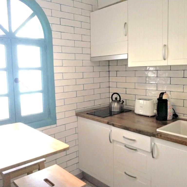 PORT ROYAL APARTMENTS, Heated pool, Speed WiFi, Terrace - Apartment - 5