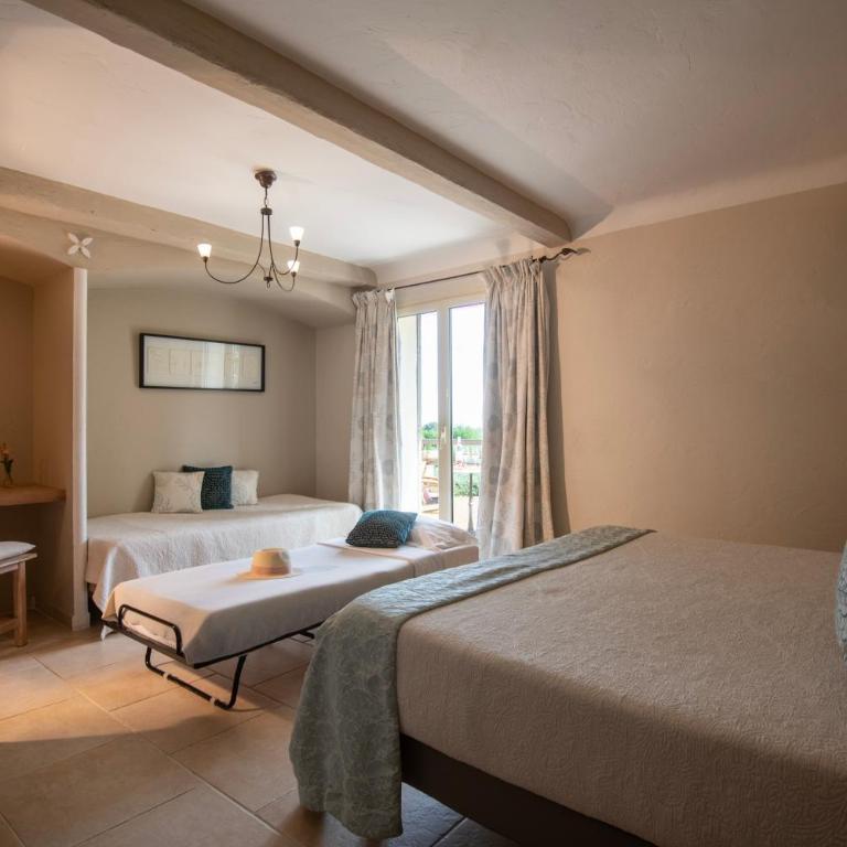 Hotel Les Messugues - Chambre Familiale Deluxe - 2