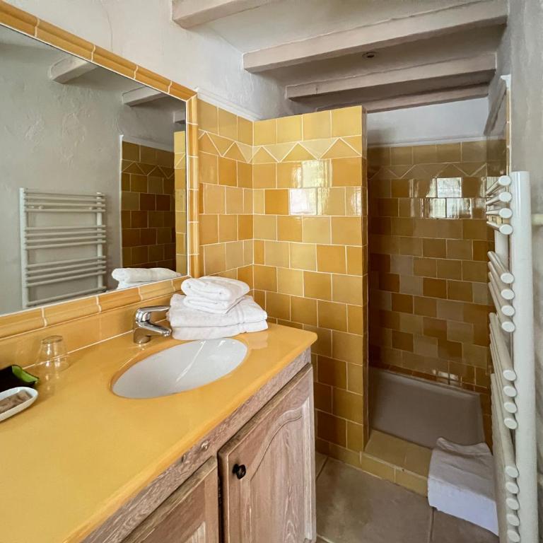 Hotel Les Messugues - Chambre Double Confort - 8