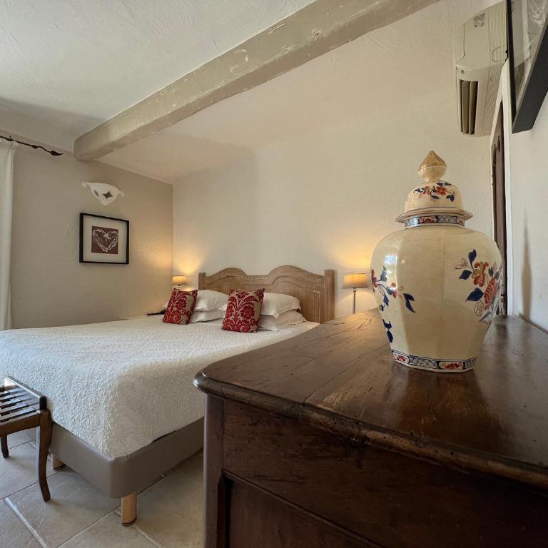 Hotel Les Messugues - Chambre Double de Luxe avec Terrasse ou Balcon - 20