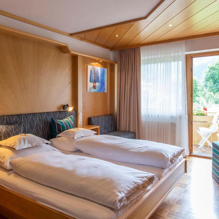 Pension Rudolph - Doppelzimmer mit Bergblick - 2