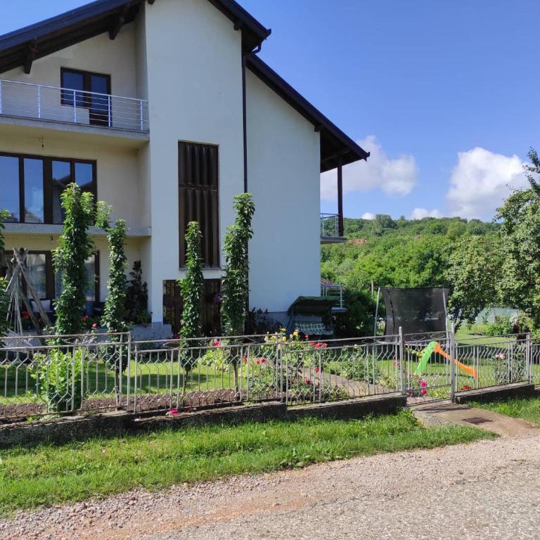 Seosko turisticko domacinstvo MIRIS DUNJE DORUCAK PO DOGOVORU - Apartman sa 1 Spavaćom Sobom - 4