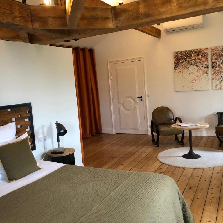Le Clos des Queyries, Chambres d'Hôtes - Suite Salinières - Vue sur Jardin - 1