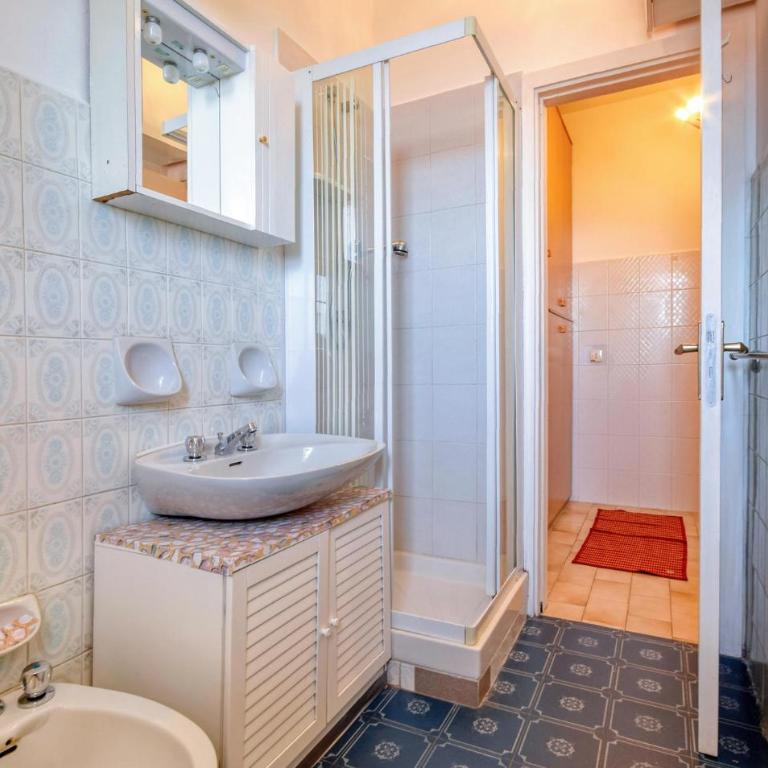 Accogliente Appartamento A Moneglia Con Vista Mare - Appartamento - 12