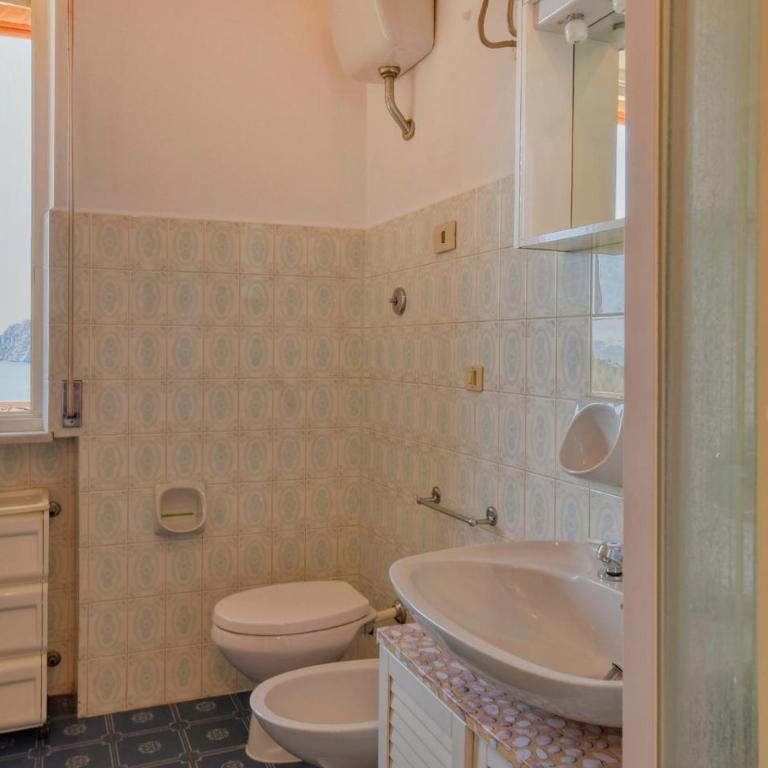 Accogliente Appartamento A Moneglia Con Vista Mare - Appartamento - 13