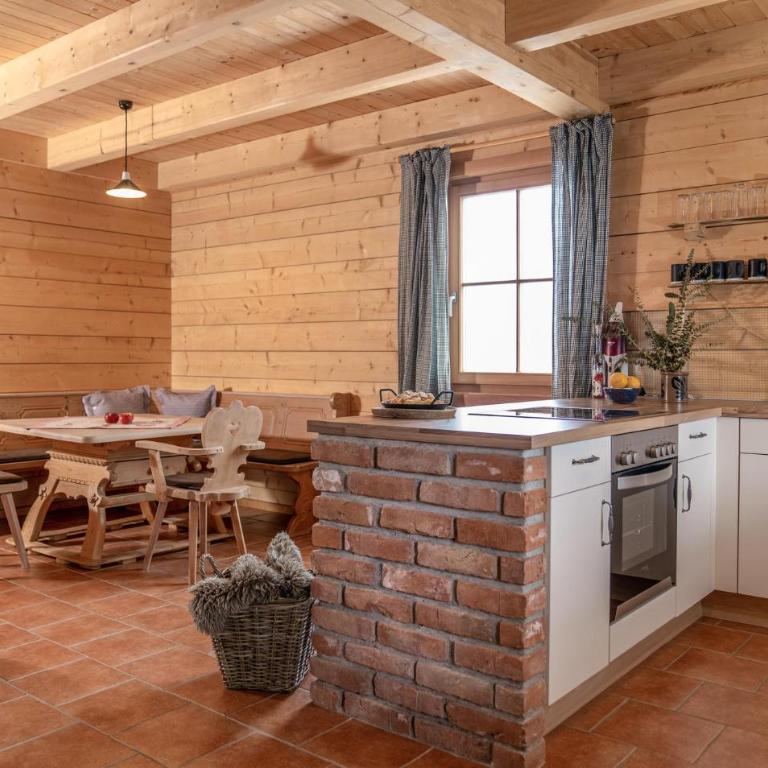 Charmante Berghuette - Maison de Vacances 9 Chambres - 29