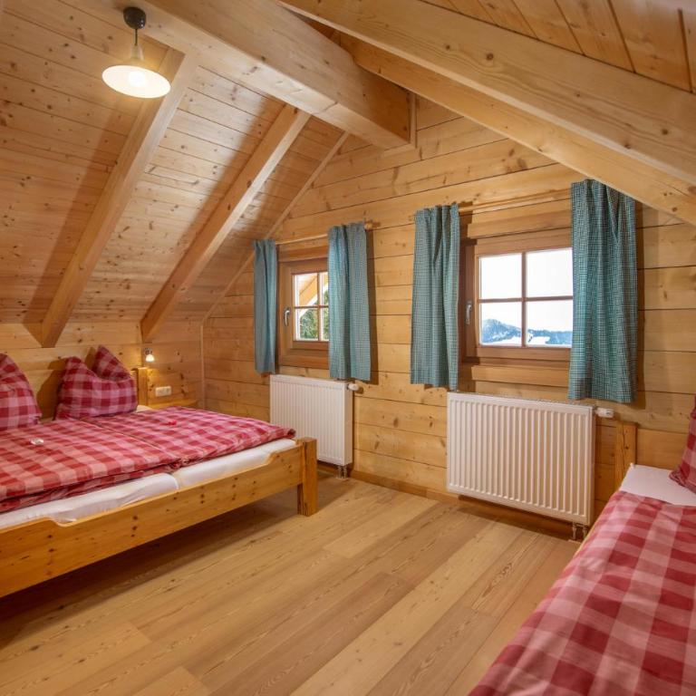 Charmante Berghuette - Maison de Vacances 9 Chambres - 44