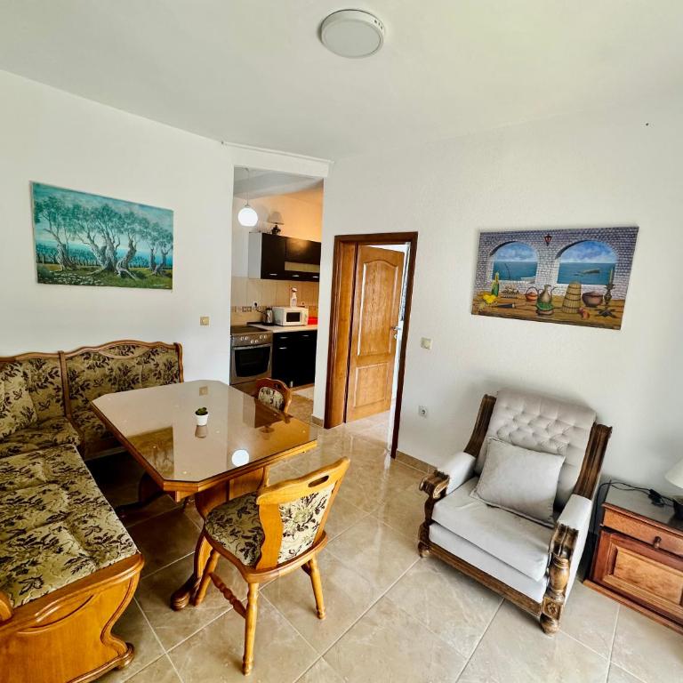 Guest House Djakonovic - Vila sa Pogledom na More - 20