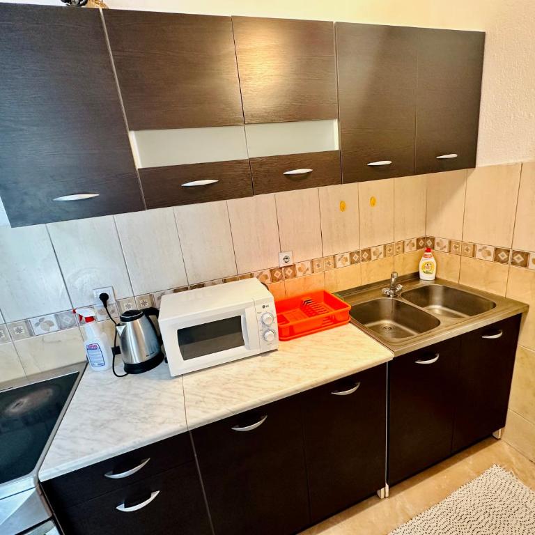 Guest House Djakonovic - Vila sa Pogledom na More - 28