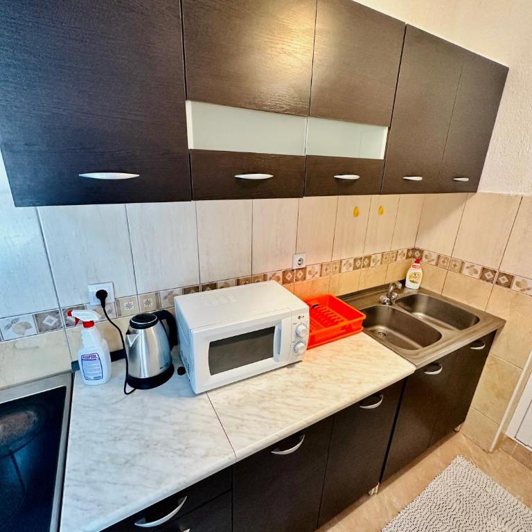 Guest House Djakonovic - Vila sa Pogledom na More - 29