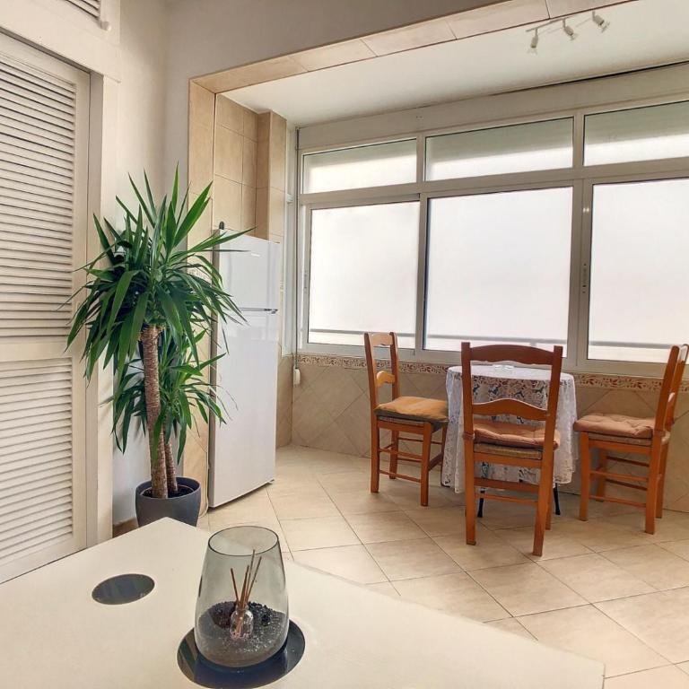 Urban&Vacay! Suite - Torremolinos City Centre - One-Bedroom Apartment - 5