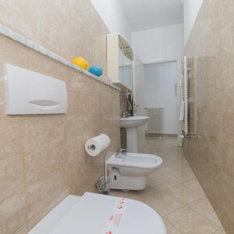 Casa Tykhe - Appartamento con 2 Camere da Letto e Balcone - 1