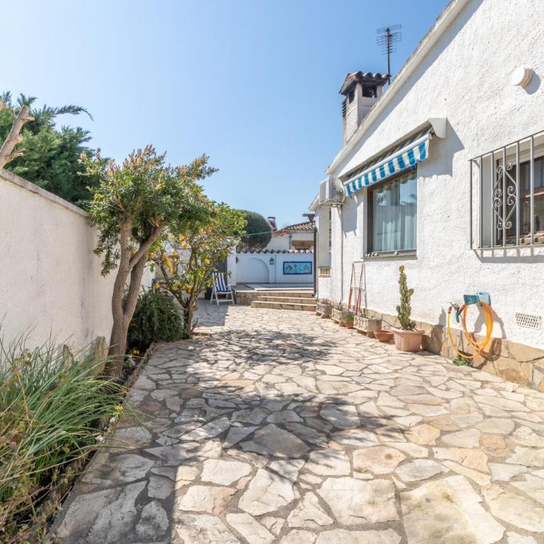 Goldhome - Requesens - Piscina privada, cerca playa - Casa de 2 dormitorios - 32
