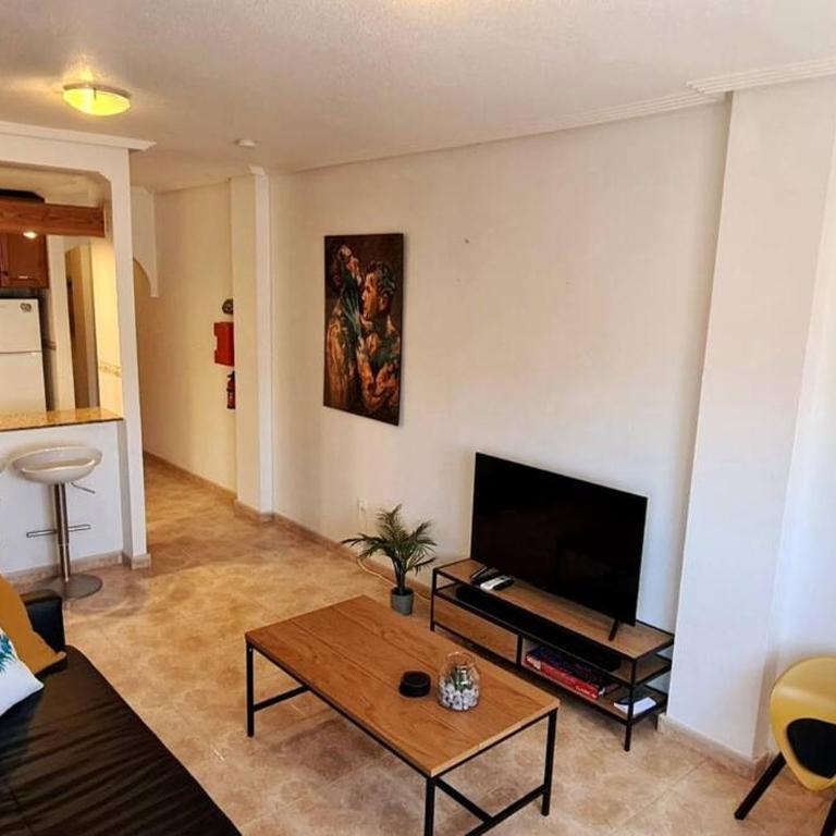 City Comfort, Your Torrevieja Retreat - Apartamento de 2 dormitorios - 4