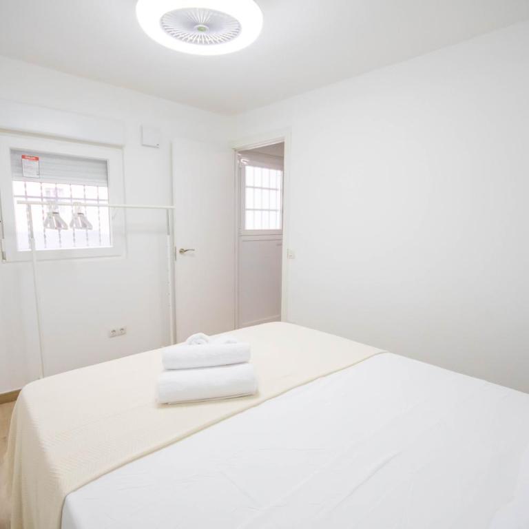 For Your Rentals Encantador apartamento TEMPORAL 3 dormitorios Madrid GUS560 - Three-Bedroom Apartment - 9