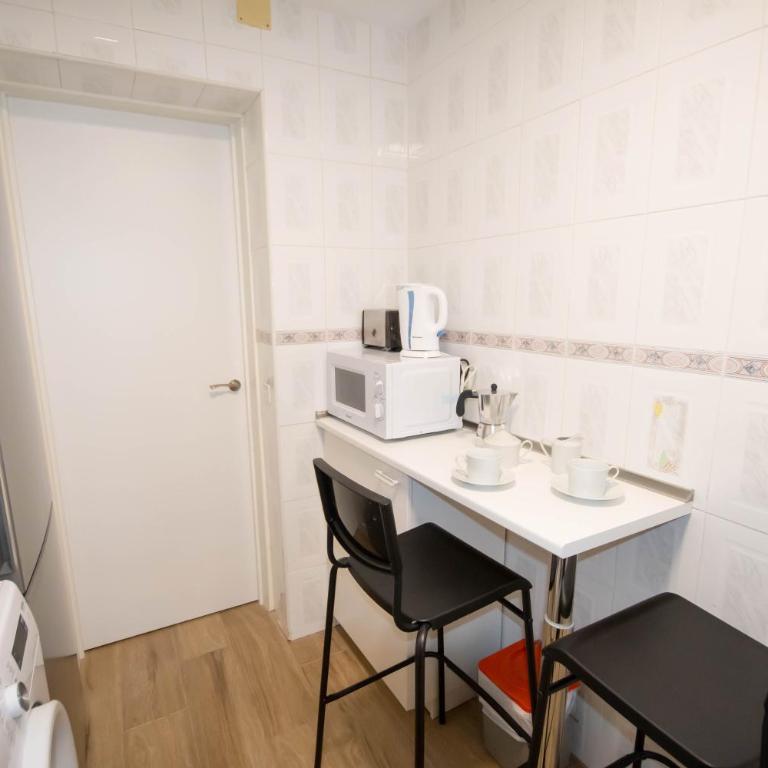 For Your Rentals Encantador apartamento TEMPORAL 3 dormitorios Madrid GUS560 - Three-Bedroom Apartment - 13