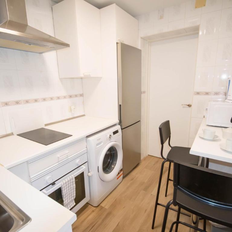 For Your Rentals Encantador apartamento TEMPORAL 3 dormitorios Madrid GUS560 - Three-Bedroom Apartment - 14
