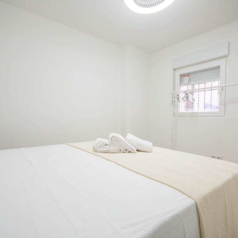 For Your Rentals Encantador apartamento TEMPORAL 3 dormitorios Madrid GUS560 - Three-Bedroom Apartment - 27