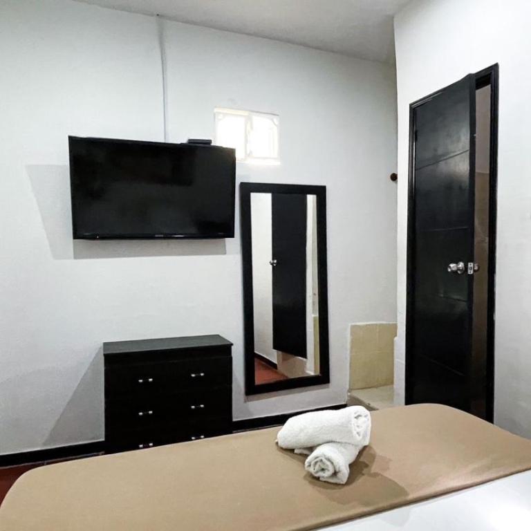 HOSTEL M&H - Budget Double Room - 3