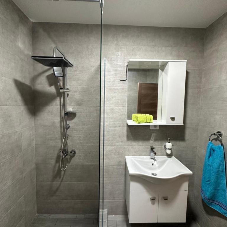 Apartments Baja - Two-Bedroom Apartment with Sea View and Balcony - 14