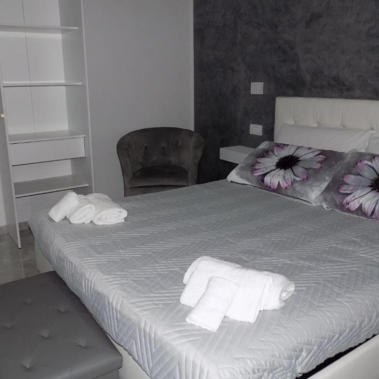 Casa Sanabria - Double Room with Private Bathroom - 8