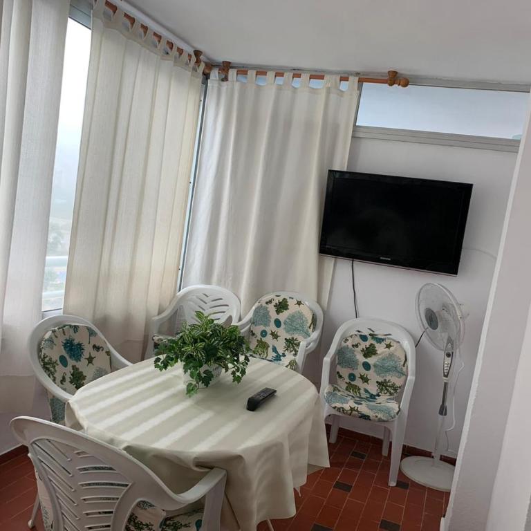 SERVICE APART LAZARO- Apartamentos Aguamarina - Dos dormitorios - 2 Bedrooms - Apartamento con vistas al mar - 3
