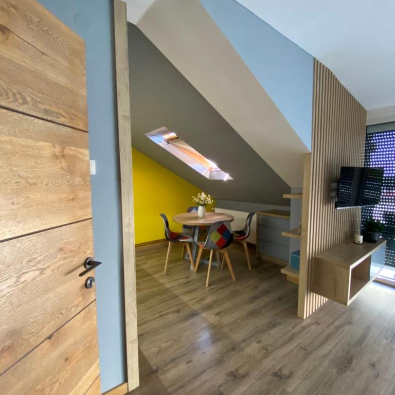 Iris Apartment - One-Bedroom Apartment - 6