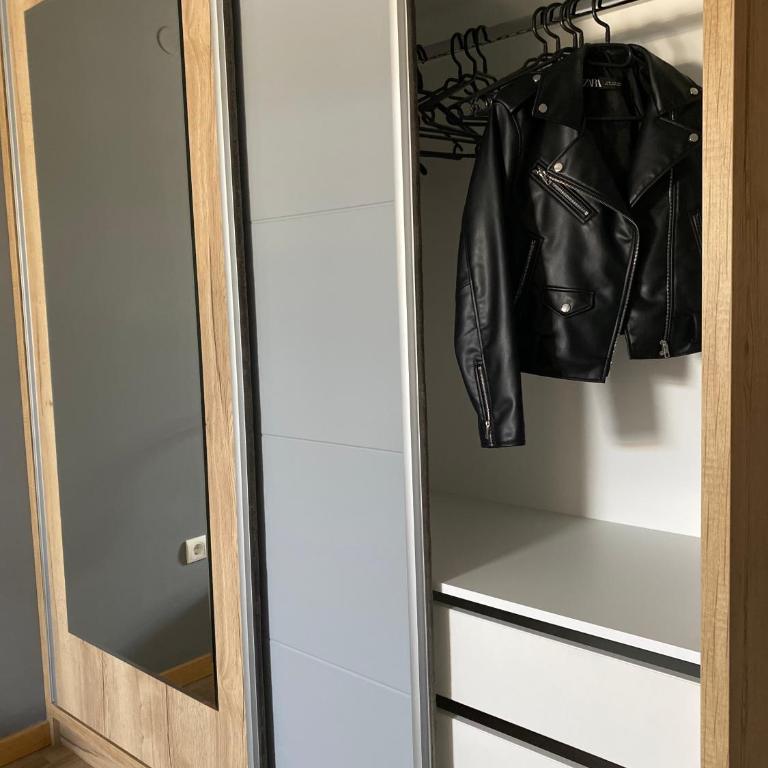 Iris Apartment - One-Bedroom Apartment - 15