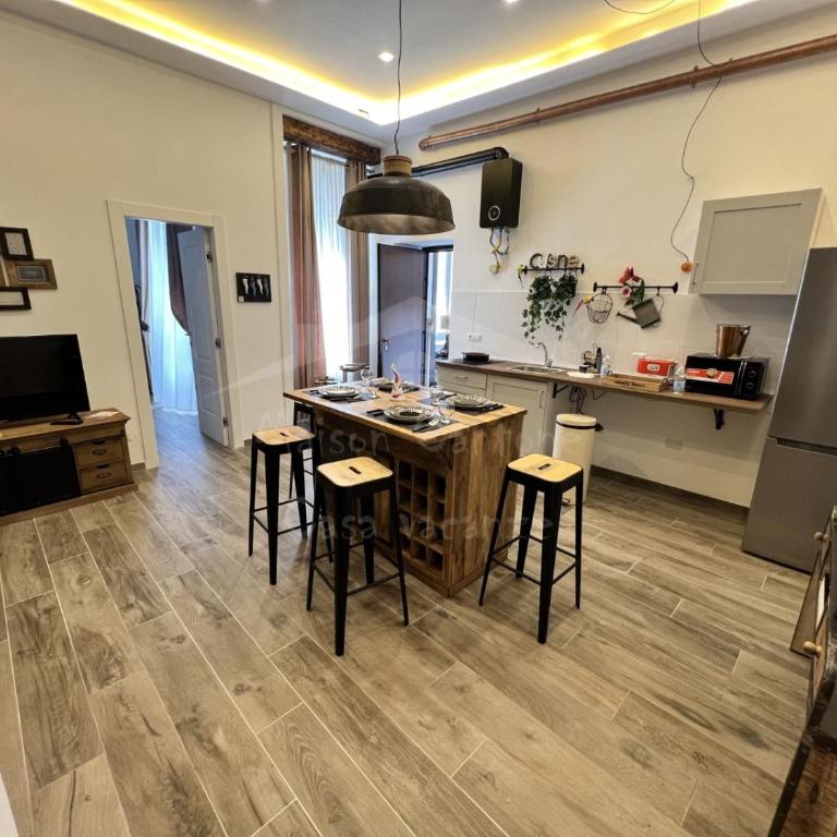 MAISON CANTONE - One-Bedroom Apartment - 9