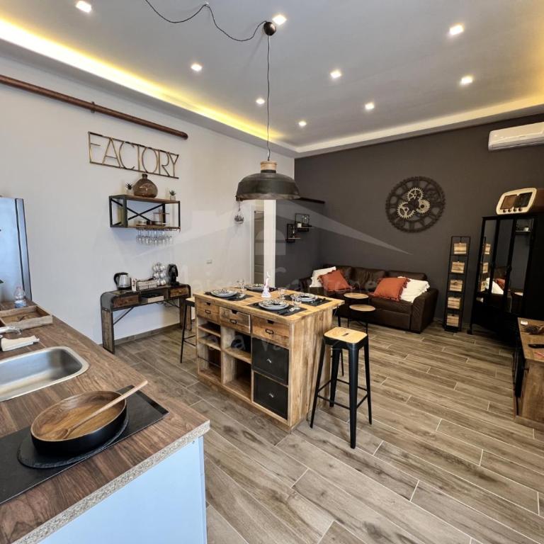 MAISON CANTONE - One-Bedroom Apartment - 19