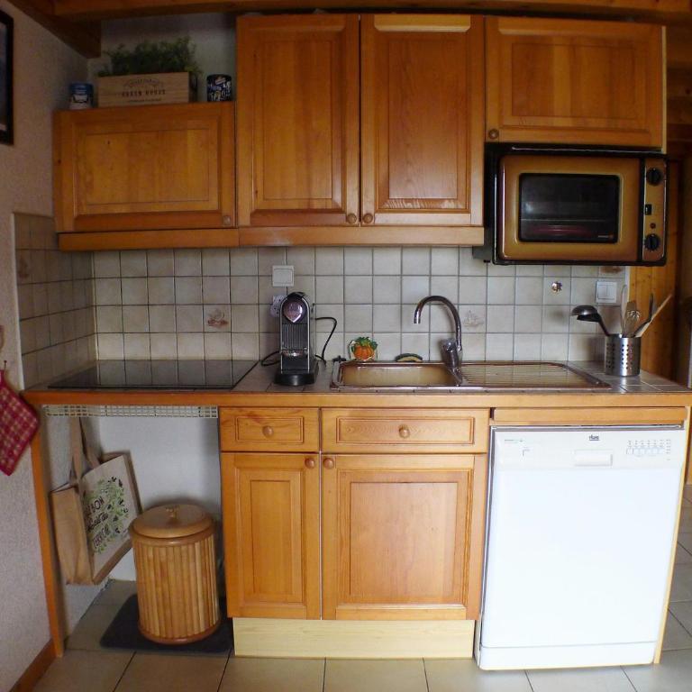 Duplex T3 à Morillon - Animaux bienvenus, WiFi, Parking inclus - Appartamento con 2 Camere da Letto - 4