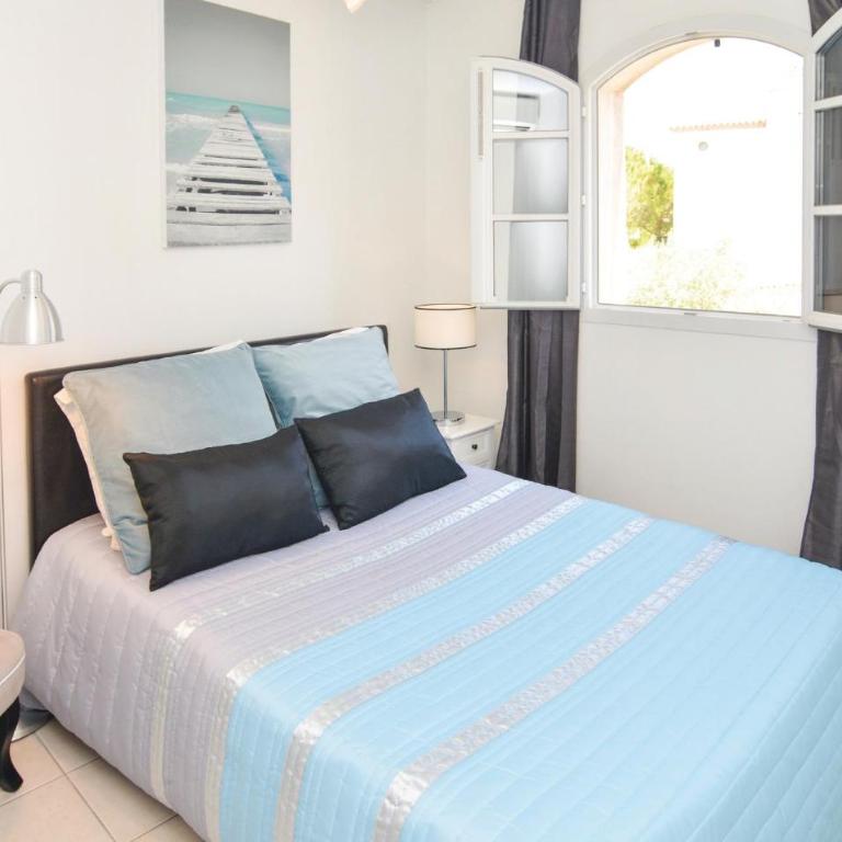 Belle Maison À Aigues-Mortes Avec Wi-Fi - Maison de Vacances 3 Chambres - 16