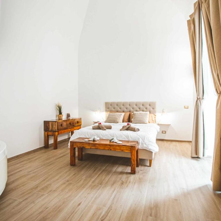 Cas358 Luxury Suite - One-Bedroom Apartment with Spa Bath - 21