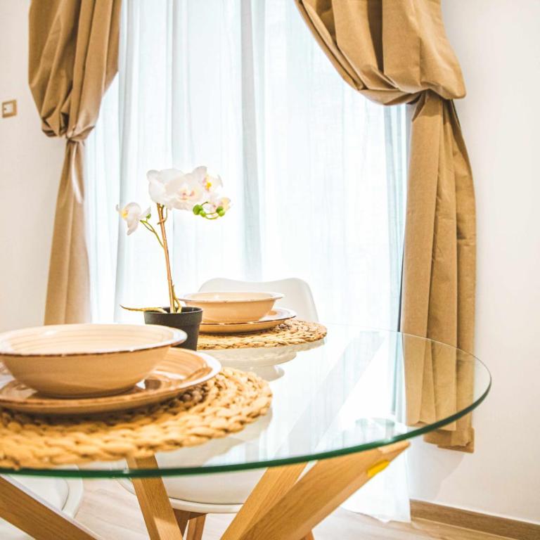 Cas358 Luxury Suite - One-Bedroom Apartment with Spa Bath - 8