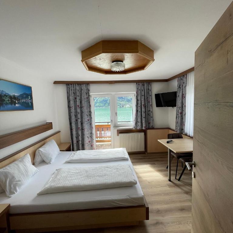 Hotel-Garni Seestrand - Familienzimmer mit Seeblick - 5