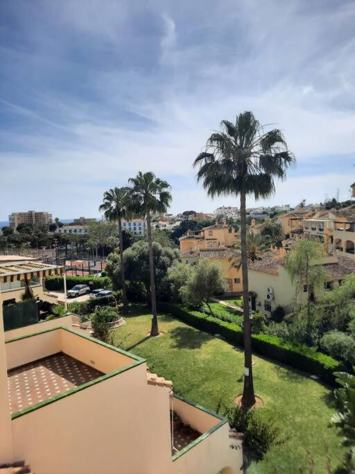 Cozy and inexpensive apartments nearly sea,tennis,bars and other - Apartamento de 2 dormitorios con balcón y terraza - 11