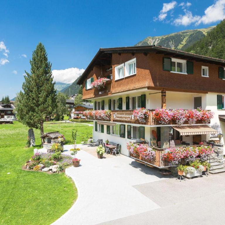 Landhaus Angelika - Apartment mit 2 Schlafzimmern und Dusche - 1