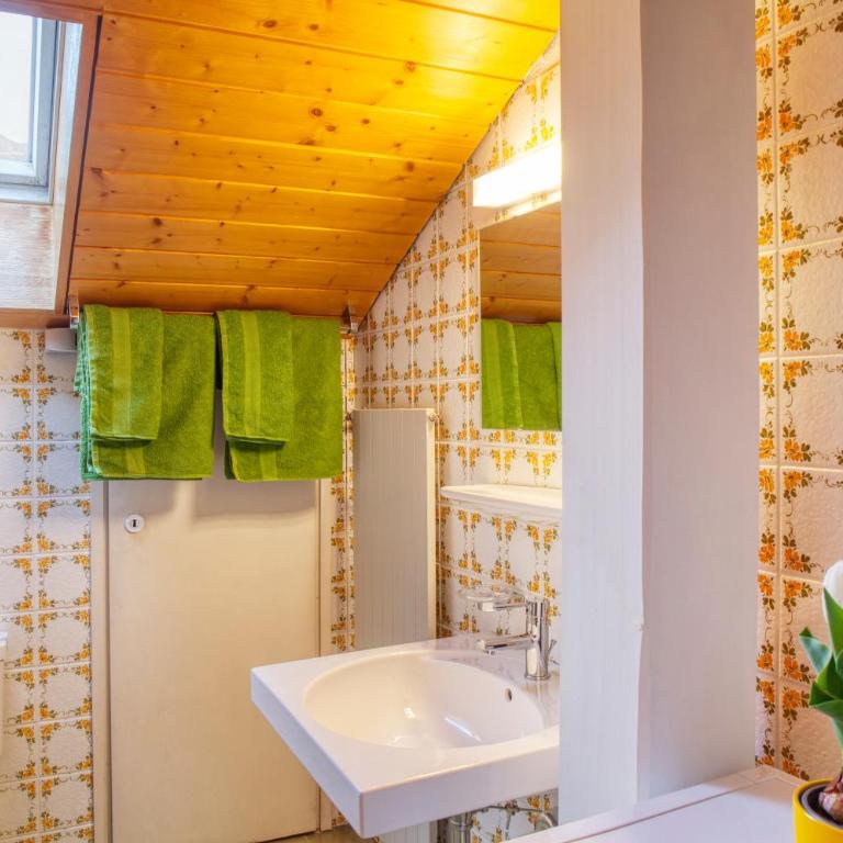 Ruhige Ferienwohnungen Partenkirchen 1 - One-Bedroom Apartment - 23