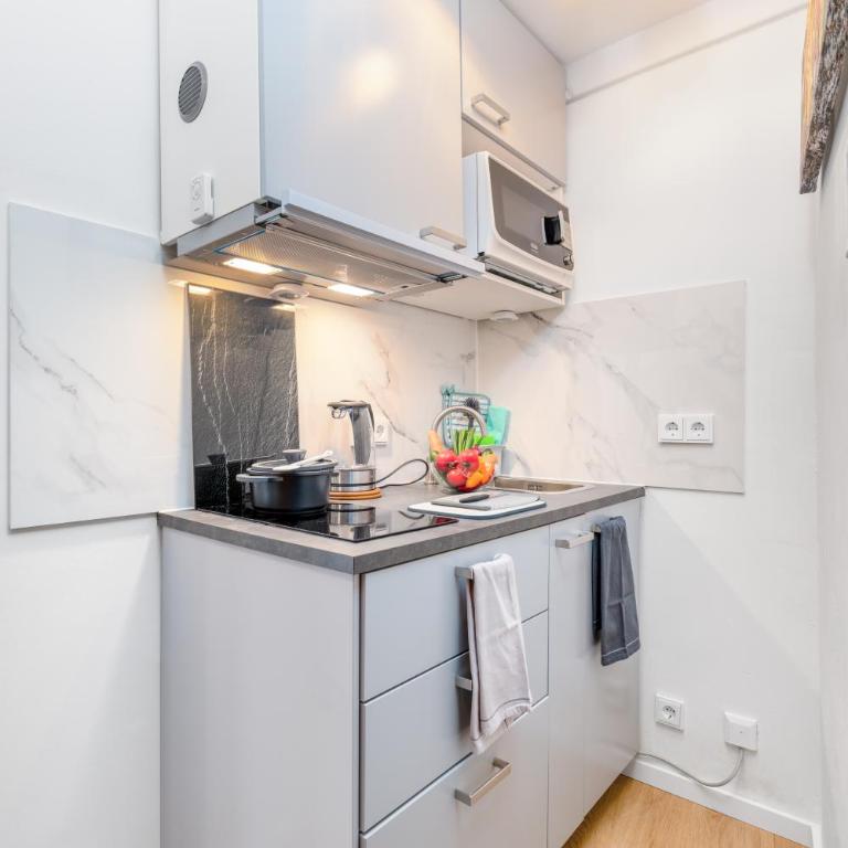 Primero Top-Suite I 22 Stock I Messe Zentrum Kongress - Apartment with Balcony - 8