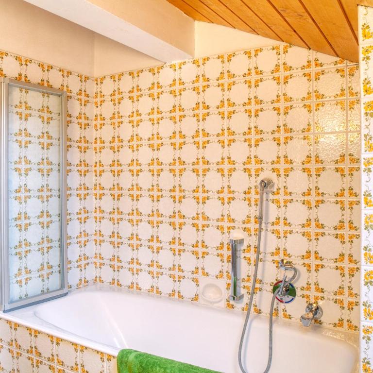 Ruhige Ferienwohnungen Partenkirchen 1 - One-Bedroom Apartment - 21