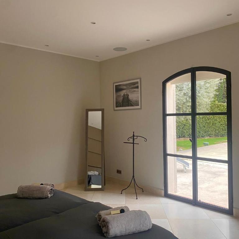 La Bastide des Rosiers - Chambre Lits Jumeaux Supérieure - Vue sur Jardin - 3