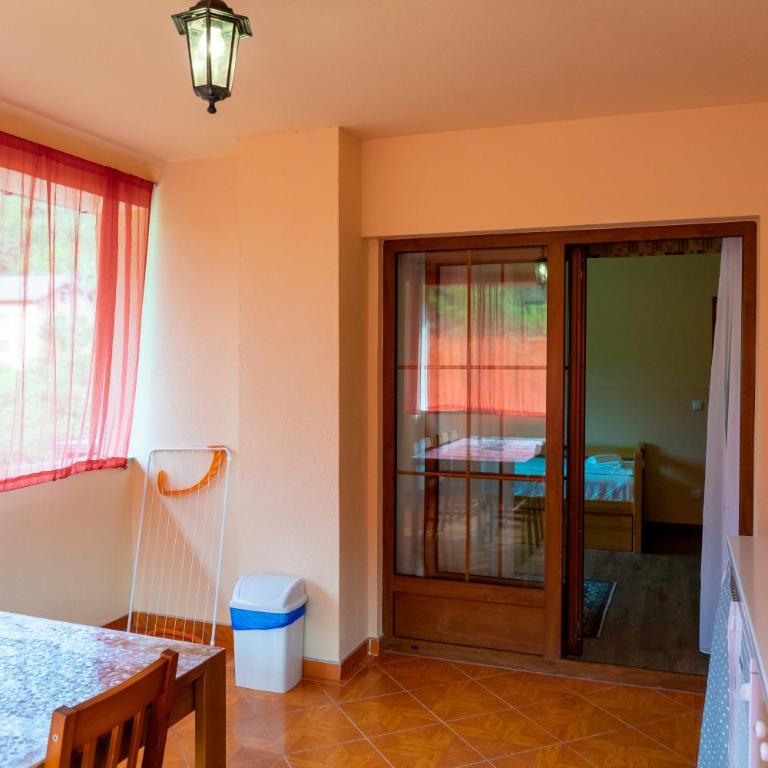 Apartments MoonRiver - Apartment with Balcony - 3