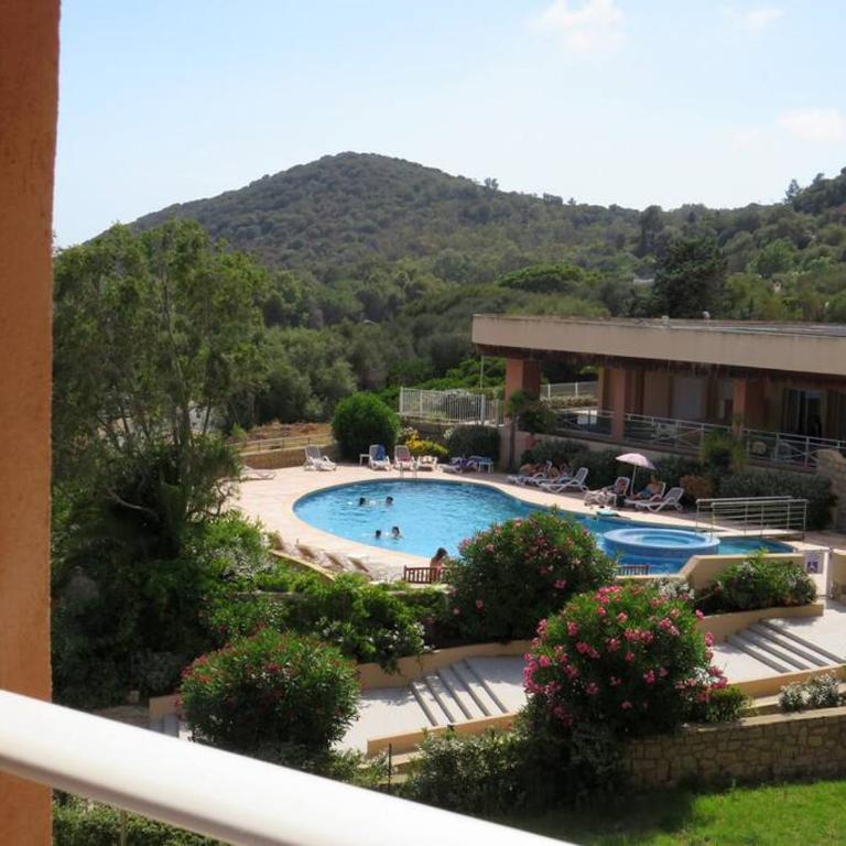 Bel app T2 en bord de Mer vue Sanquinaires piscine - Appartement 1 Chambre - 3