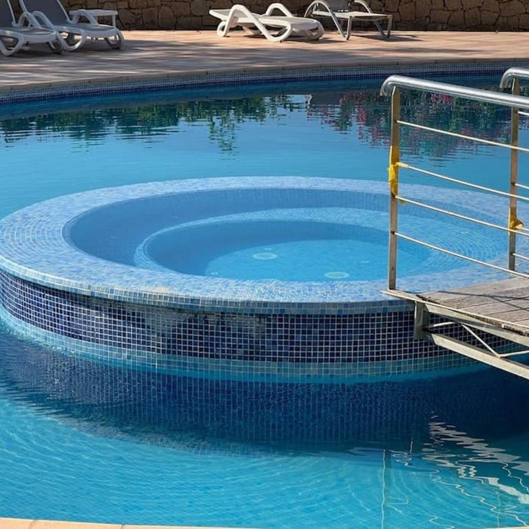 Bel app T2 en bord de Mer vue Sanquinaires piscine - Appartement 1 Chambre - 15