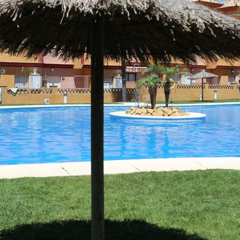 Pinares de Lepe - Casa de 3 dormitorios - 3